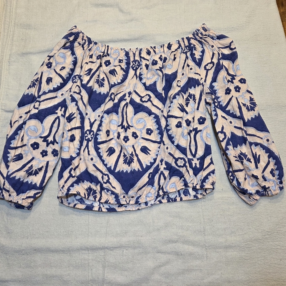 Christian Siriano Blue and Cream Patterned Top